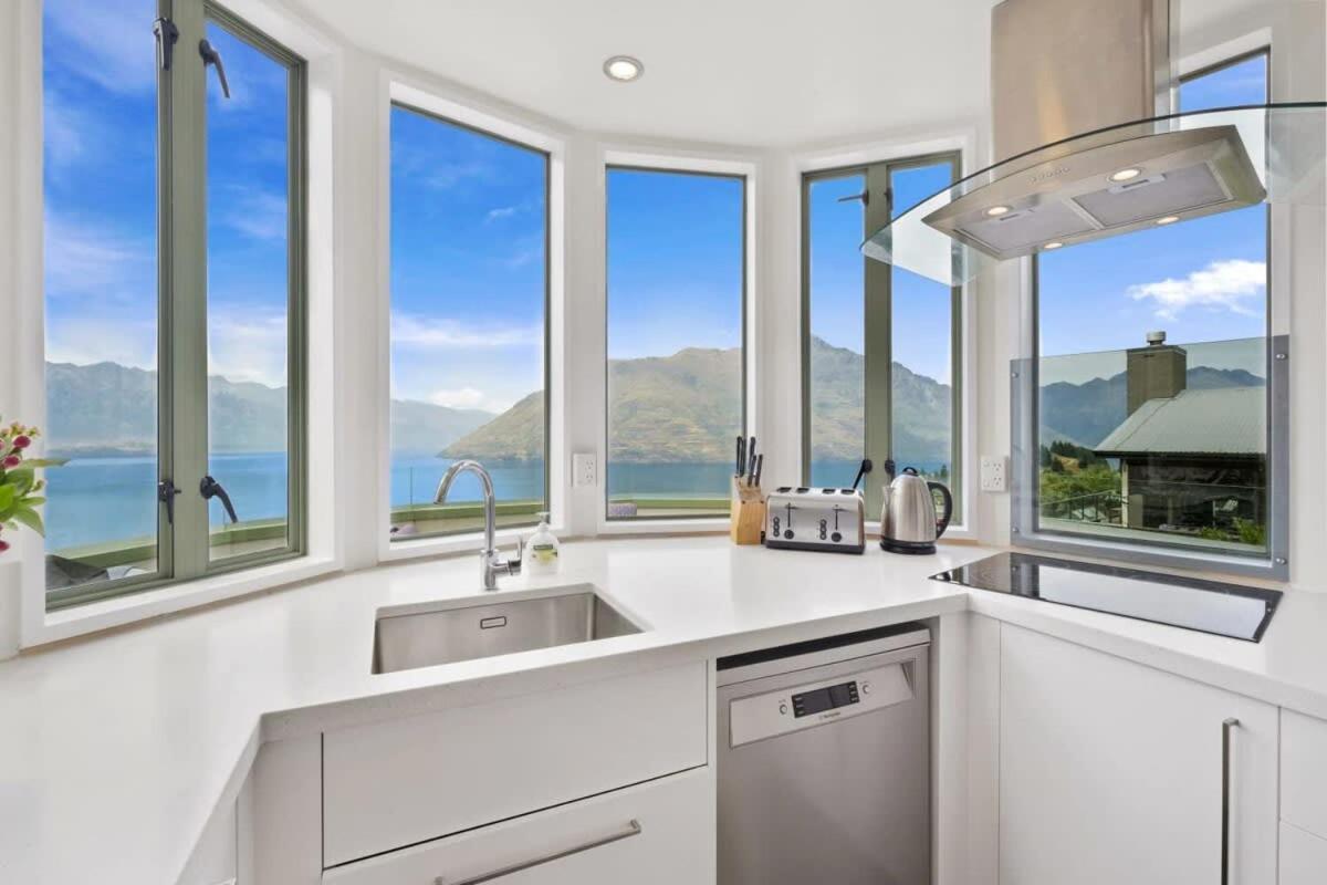 Villa Ruby'S Fernhill Vista Queenstown Exterior foto